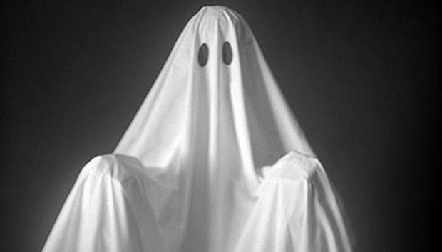 BebeOoon's tweet photo. MANTAN!!! “@rapmafm campus brainers, hantu apa yang paling kamu takutin pas kamu di wc? #AFTERDAY http://t.co/zCkubldDtB”