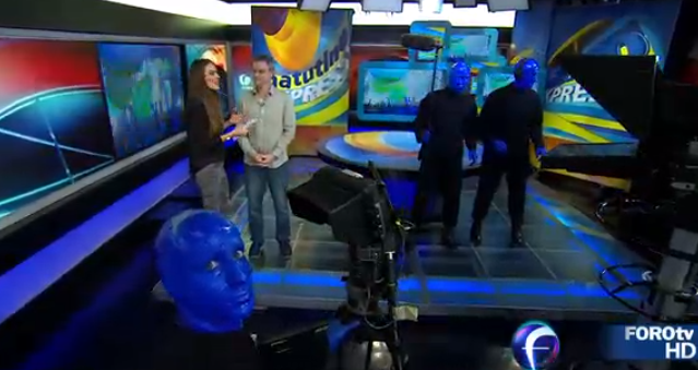 nmasforo's tweet photo. #ENVIVO @SofiaEscobosa presenta Blue Man Group http://t.co/9TLckAAq3G http://t.co/PDtjPC6Kna
