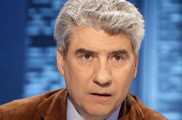 LaVanguardia's tweet photo. AMPLIACIÓN: Casimiro García-Abadillo, cesado como director de 'El Mundo' http://t.co/sAN0DhDZAM http://t.co/C6gIwMeQgv