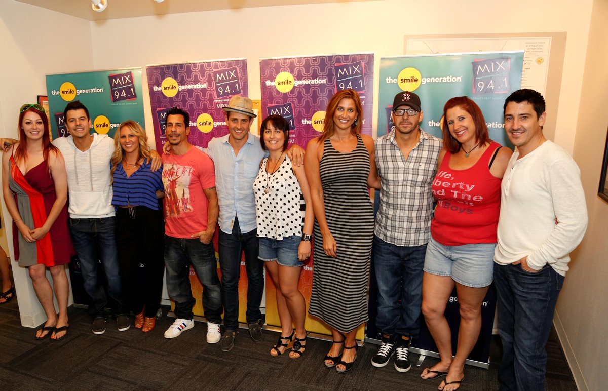 vegaspr's tweet photo. #TBT in honor of tomorrow... @hillary_pr @MJRadioDiva @joeymcintyre @NKOTB #readyforTheMainEvent http://t.co/mzArqtZBZM