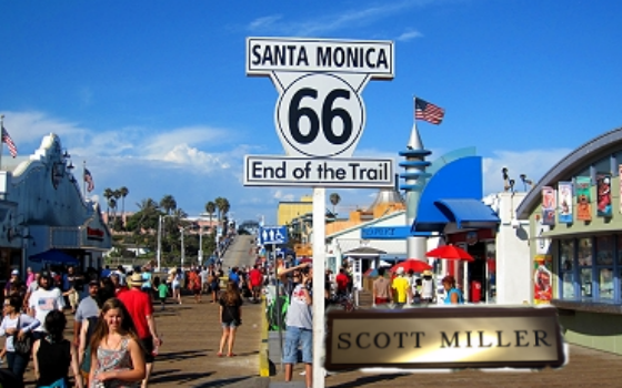 scottsnameplate's tweet photo. Arrived in Santa Monica, CA!!  #californiadreamin http://t.co/E4kVwH8LpI