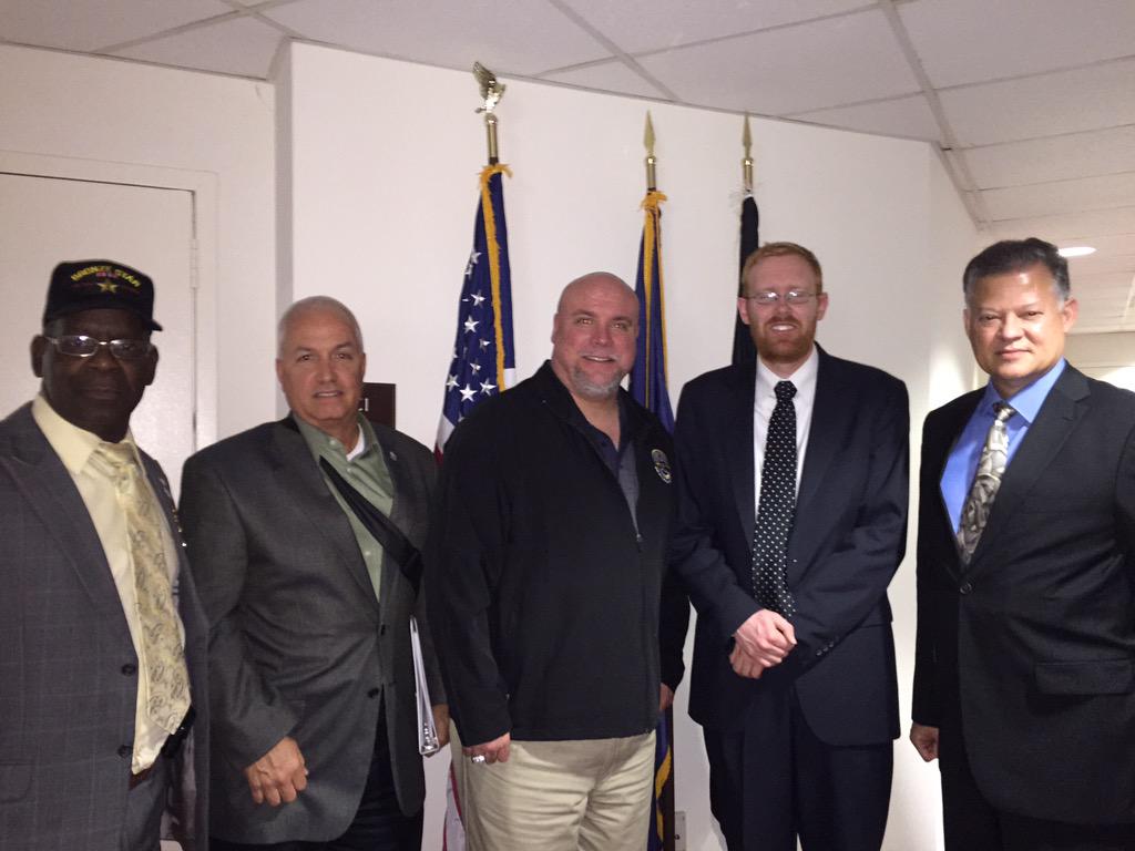 TheDennisDavis's tweet photo. Big thanks to @SteveDaines teams support of vet healthcare reform & #VAaccountability #VOTH2015 http://t.co/5byBYjDNeC