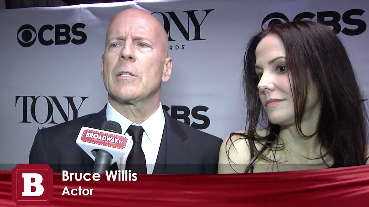 BroadwayTeeVee's tweet photo. #Video | Bruce Willis &amp; Mary Louise Parker Share Why They #Love #Broadway! | Watch Here: http://t.co/nQfN9y2mtT http://t.co/coRsChz0dG