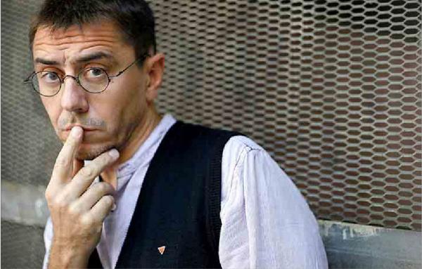 petitpejarl's tweet photo. ÚLTIMA HORA: Monedero dice adiós a Podemos y hola al electrolatino. http://t.co/Way2N6T1zi