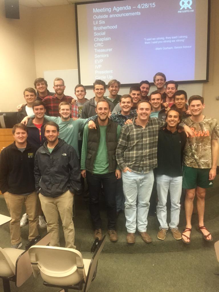 As the semester comes to a close, we want to recognize all our seniors and say thank you for everything they've done!