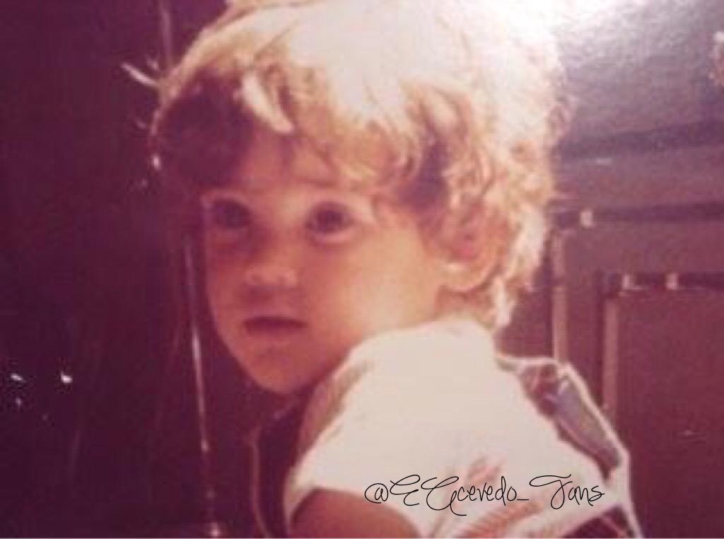 EAcevedo_fans's tweet photo. #FelizDíaDelNiño http://t.co/KPCAyZV9f3