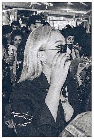 OctaviaDeDisti's tweet photo. Duuh celenganny mbak e --" : sideview shots are deadly http://t.co/sGTqZDcYus"