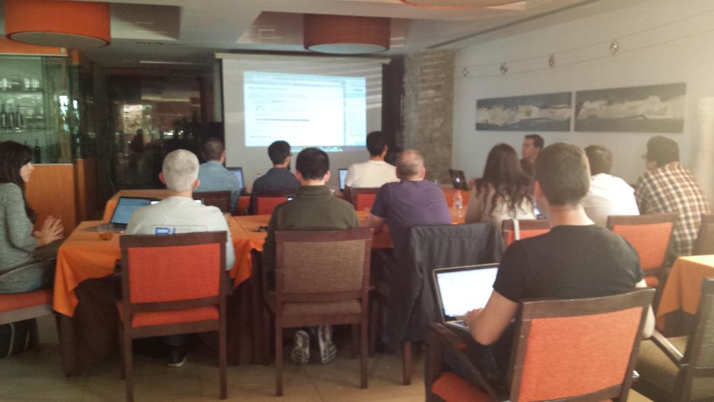 CarolEnLaNube's tweet photo. #lightningComponents #lightningProcessBuilder at #GranadaDevGroup @SalesforceDevs http://t.co/ZHkAr6pyNJ
