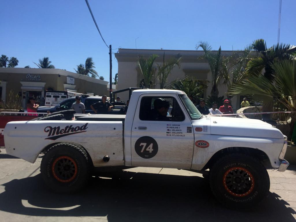 Ford Raptor tweet media