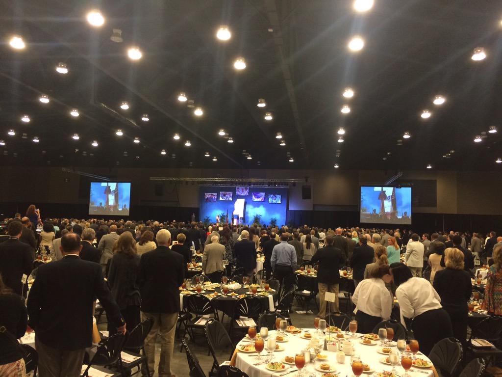 MSBAInfo's tweet photo. The National Anthem being sung by @JasmineSMurray at #PowerPlay2015. Absolutely amazing. http://t.co/CzcExwSTiy