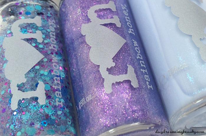 thebcouncil's tweet photo. Gorgeous #glitter #nailpolish from @RainbowHoney and @daydream_beauty http://t.co/IFci8wgdLh #nails http://t.co/aPj3WLRB8r
