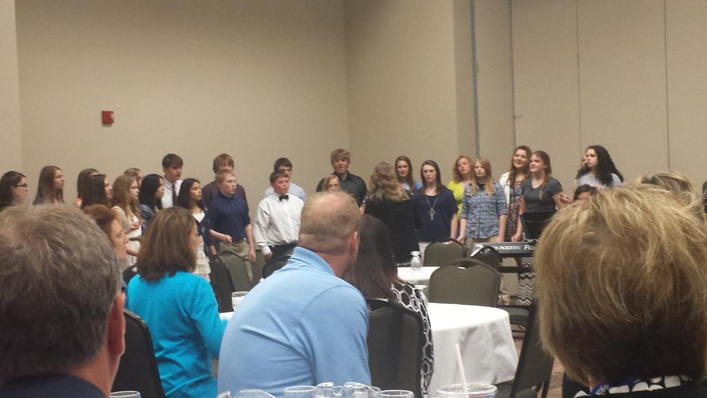 PrincipalMWhite's tweet photo. #naesp South Dakota Elementary principals begin their conference with students as their focus. http://t.co/FxAyTakke2