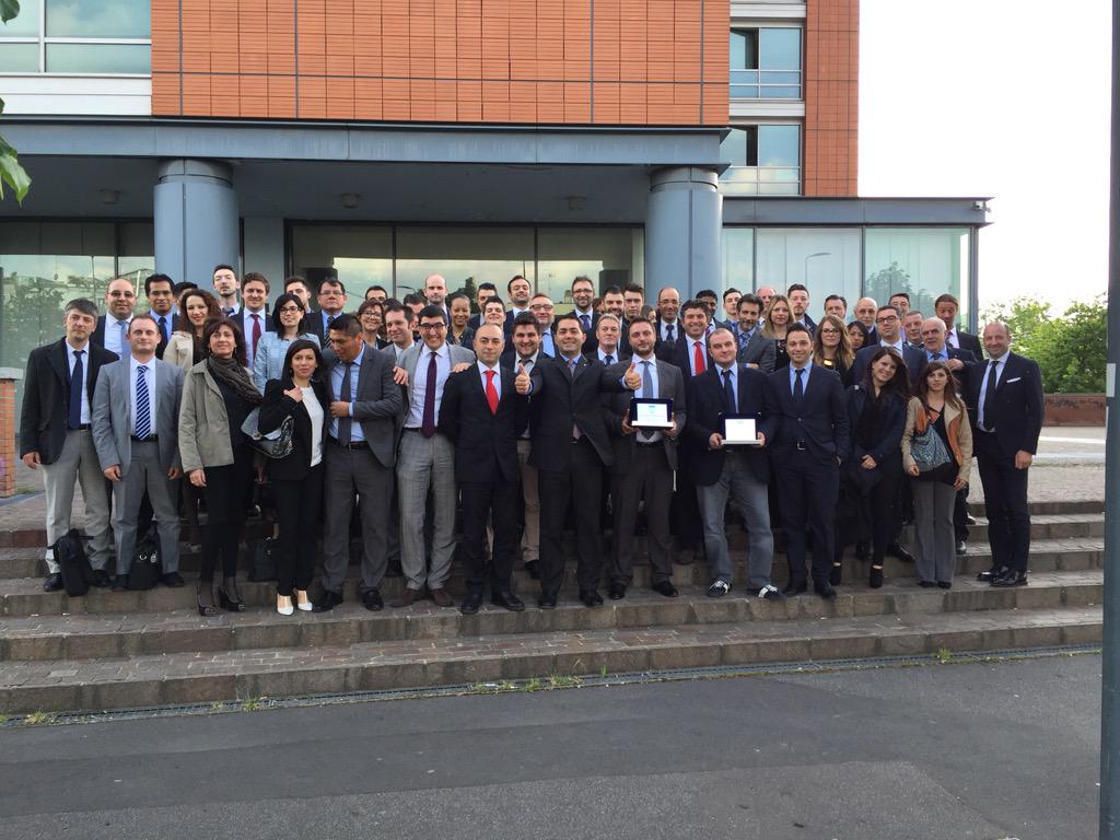 MarLamola's tweet photo. Milano - pomeriggio di incontri con i consulenti e i manager di Cattolica Previdenza S.C. !! Avanti tutta !! 👍 http://t.co/qDTuGbmha6
