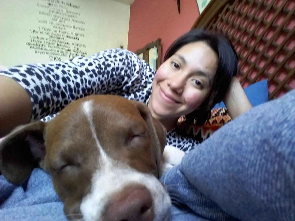 Gagogo88's tweet photo. Puro dormir mi gordis http://t.co/oBpWUy5RRp