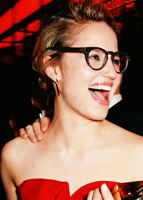 Hoy cumple años la persona más hermosa y dulce del mundo Happy Birthday Dianna Agron 