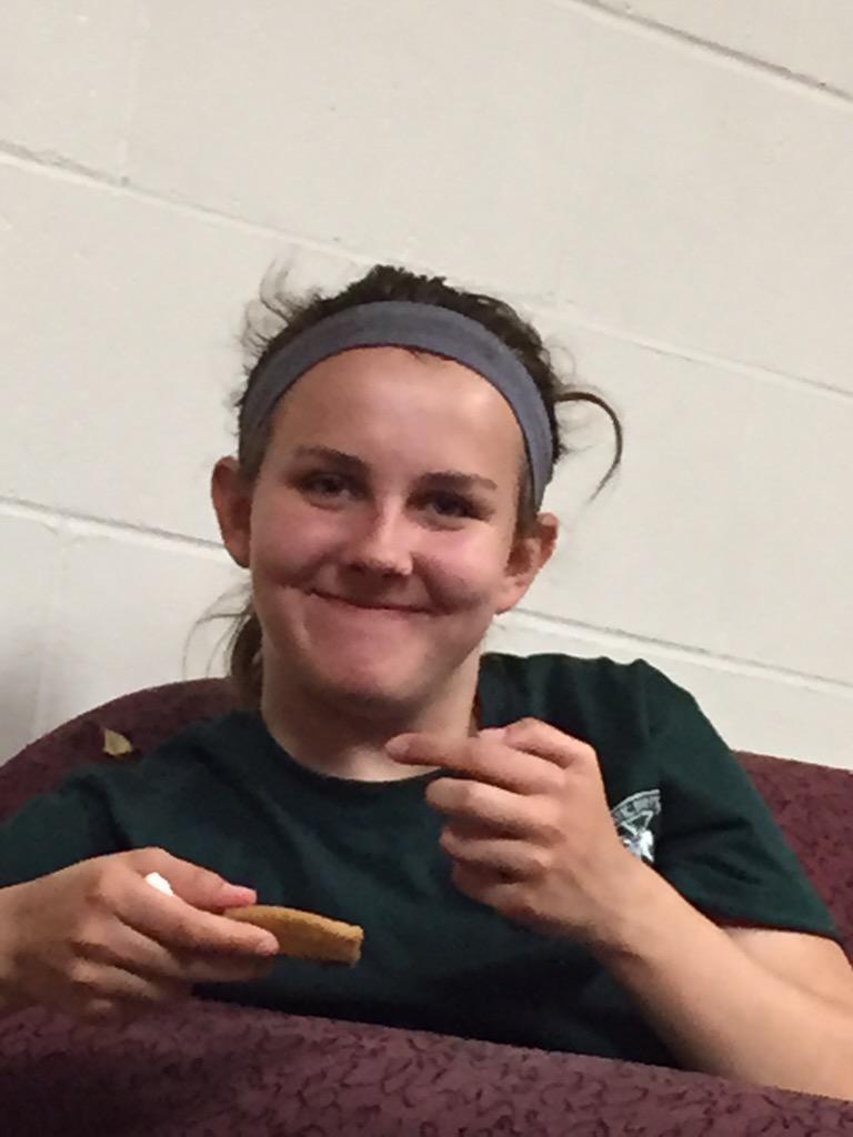 WeLoveMaraT's tweet photo. When you realize freshman year is finally over 😏😏 http://t.co/NjonEeoOso