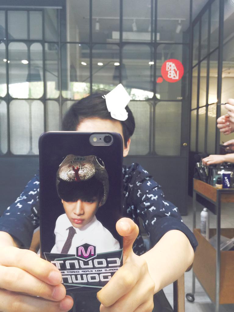 BamBam1A's tweet photo. MCOUNTDOWN 생일 선물 고맙습니다~ ㅋㅋ❤️영원히 잊지 못할거에요~
사랑합니다~💋 http://t.co/b2RVqj0ahJ