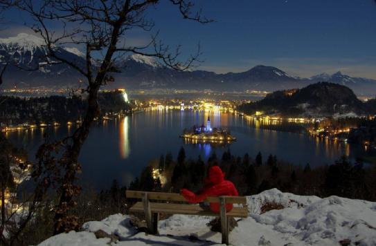 Sloveniansun's tweet photo. Picture of the day looks almost fake...fact is it really exist #LakeBled #sLOVEnia http://t.co/o3Sy6Nn9zH #place2live http://t.co/4ENGQeqPjy