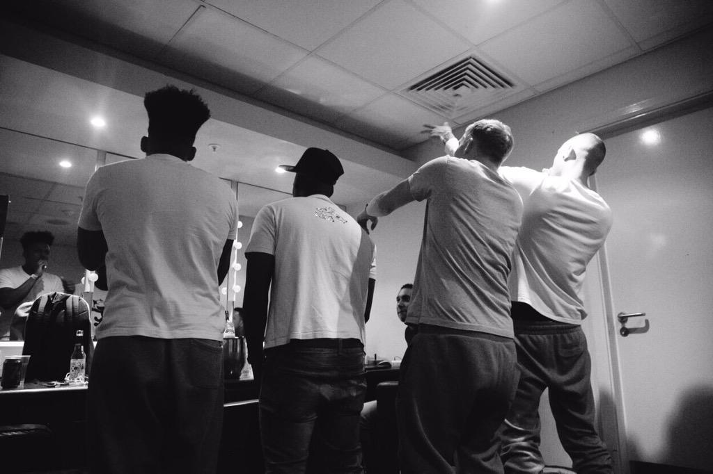 snowydanger's tweet photo. http://t.co/raclgHH81j 🇬🇧🔥🇬🇧🔥 @kadeyjames  @JamesPykeMusic  @splurgeboys go get this LP #AtTheTankLP http://t.co/cQy6XY9O6y