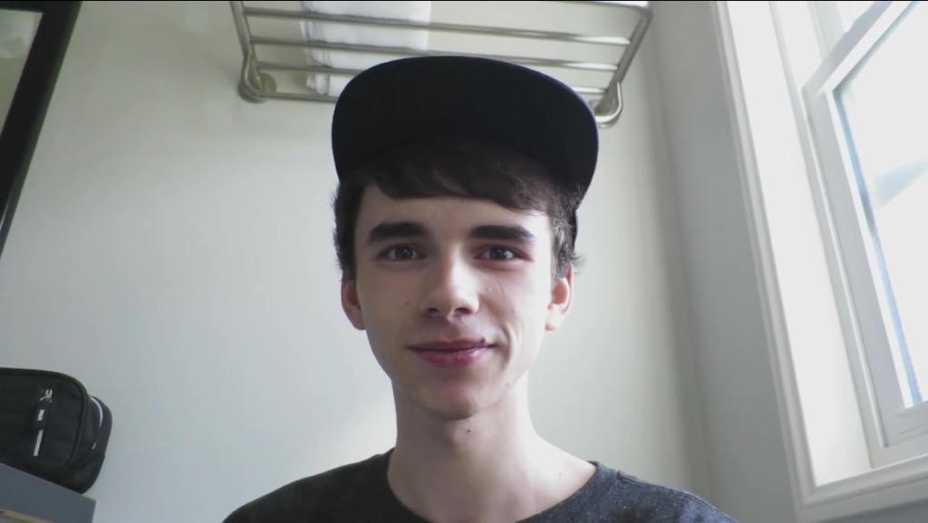 ForeverOnUtube's tweet photo. Omg! 😍 http://t.co/RzDOohTGF9