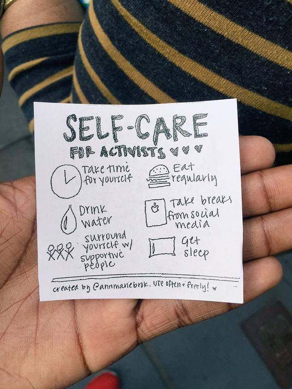 MelbSMC's tweet image. Great self-care advice for all brave activists standing up for #SOSBLAKAUSTRALIA  this weekend!!!

#ProtestTips