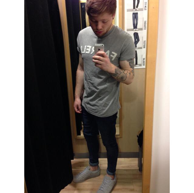 rossbester's tweet image. Love my new #adidas #superstars 😍😍