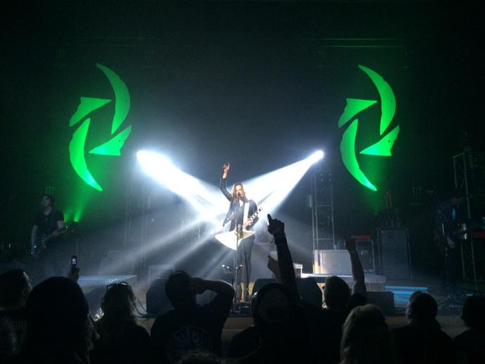josurb10's tweet photo. @halestorm @LZZYHALE http://t.co/dCW59pZSp2