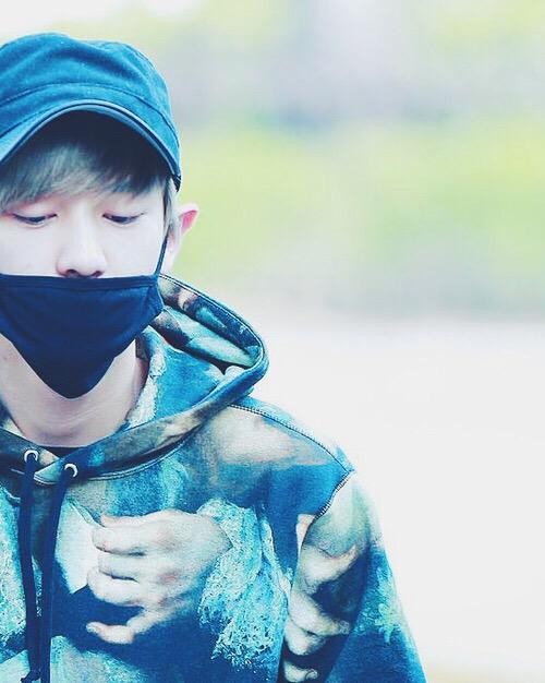 malinw0rld's tweet photo. ได้โปรดหลงเหลืออากาศให้พี่ได้หายใจด้วยค่ะ http://t.co/3fcT7NXiUz