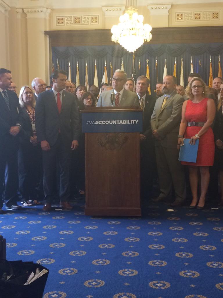 ShaunRieley1's tweet photo. Chairman Jeff Miller speaking out on HR 1994 for #VAaccountability @HouseVetAffairs #VOTH2015 http://t.co/XSlFEDTTNe