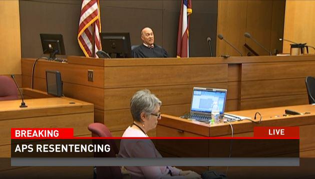 11AliveNews's tweet photo. Judge said he decided to change sentences after thinking it over. http://t.co/OU75MK88As #APSTrial http://t.co/OVROGZ2hgO