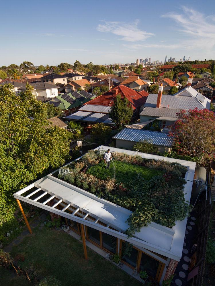 dwell's tweet photo. Tips for planting a green roof: http://t.co/kFEJ2kl1Iv http://t.co/cSadLDb9h7