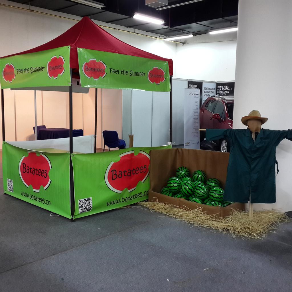 Batateekh's tweet photo. احنا و مزرعتنا الصغيرة جاهزين نستقبلكم بكرا بأول ايام #كيدز_اكسبو 2015
#Kids_Expo #Kids #Amman #Jordan #Batatee5 http://t.co/SSUztsEBml