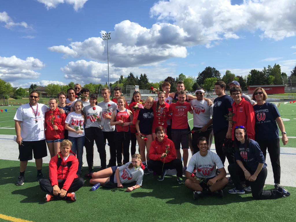 WestviewTrack's tweet photo. Congratulations to all our amazing Seniors on their great performances yesterday! http://t.co/l0oPAbBzLC