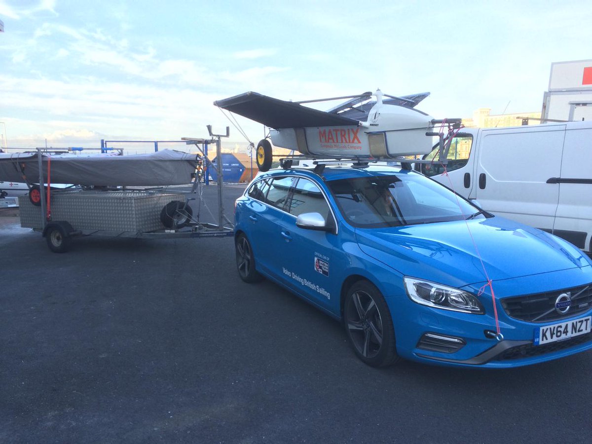 Silverline49ers's tweet photo. Flat out weekending with @GBRFXGirls and @volvosailing. Moths, 49ers and sun #summerscoming #rocketracing http://t.co/3bpIYbNdbb