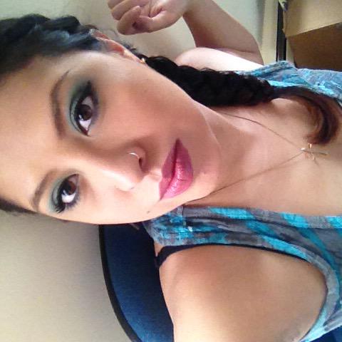 mersxx's tweet photo. When I have to adult & get fleeked the f*** out #hairtwist #makeup #jiggypants #earrings #onpoint #nofiltergame ๐ http://t.co/cL68UauSrI