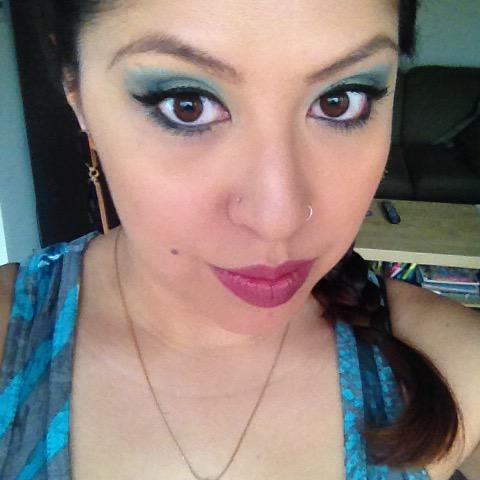 mersxx's tweet photo. When I have to adult & get fleeked the f*** out #hairtwist #makeup #jiggypants #earrings #onpoint #nofiltergame ๐ http://t.co/cL68UauSrI