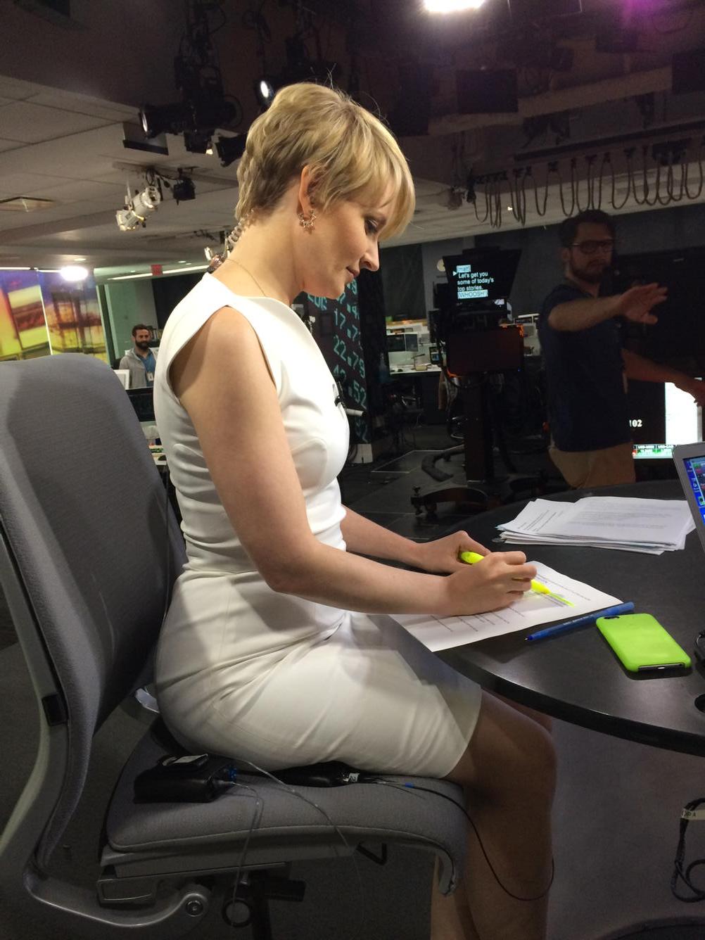 Scarlet Fu On Twitter Check Out adsteel s New do She Rocks It Better Than Robin Wright Http 