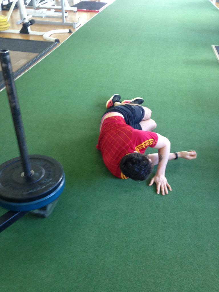 robbiethompson_'s tweet photo. @DeliDelivered_ forgot about this one from the other day! What you doing down there?!! http://t.co/0hPFgx2dEO