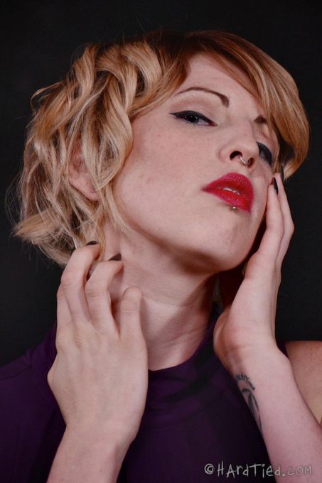 HOW DO I ONLY CHOOSE FOUR?! Chk out my latest &amp; hotest shoot w/ @JackHammerXL and @HardTied! http://t<a href="/tag/bdsm"class="tags"><span>#bdsm</span></a><a href="/tag/bts"class="tags"><span>#bts</span></a>