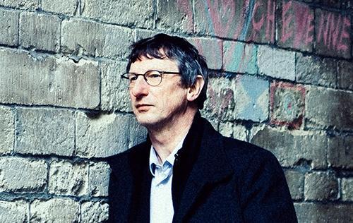 Humo's tweet photo. #Humo-journalist #MarkSchaevers wint @GoudenBoekenuil 2015 voor #Orgelman! #FelixNussbaum http://t.co/gDx2sLbxvw http://t.co/dzggQuazf7