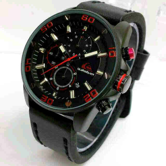 QS chrono aktif. Tanggal aktif. Font merah. Tali kulit hitam <a href="/330rb/">330rb</a>