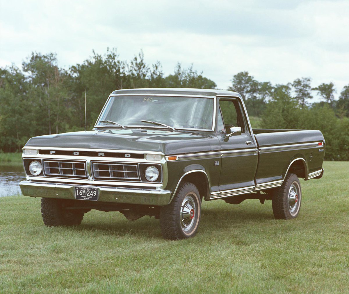 1976 Ford Truck - Bag Helmet
