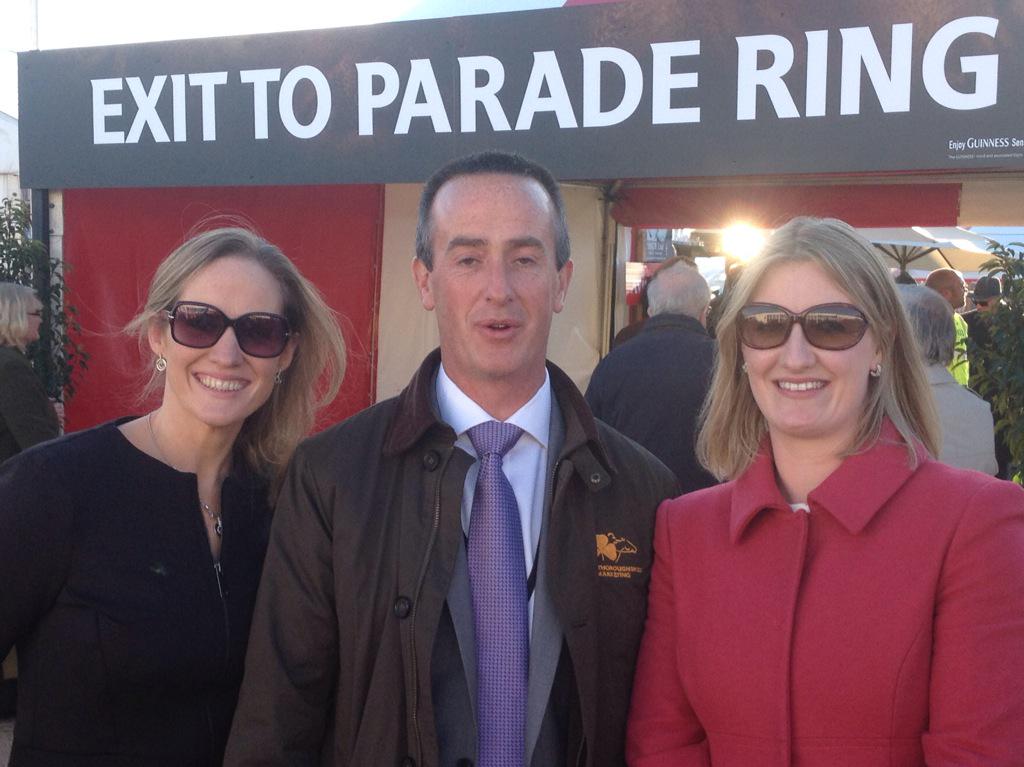 mkd_857's tweet photo. Great to me @IREthoroughbred Charles, @DiamondliteIre Gillian &amp; @Ruby_Walsh @punchestownrace today #greatracing http://t.co/XvqmuMtvms