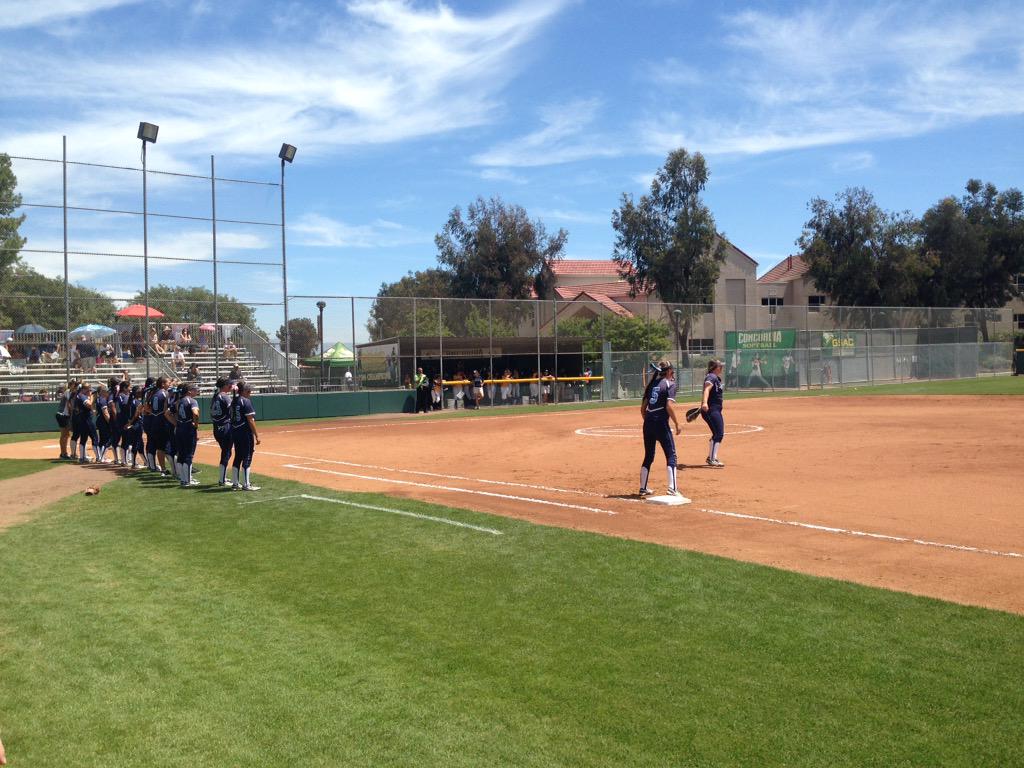 sdcchawks's tweet photo. Softball warming up to play their first game of the GSAC Tournament against @VULions. Winner plays @BiolaAthletics http://t.co/7y5dARsVlm