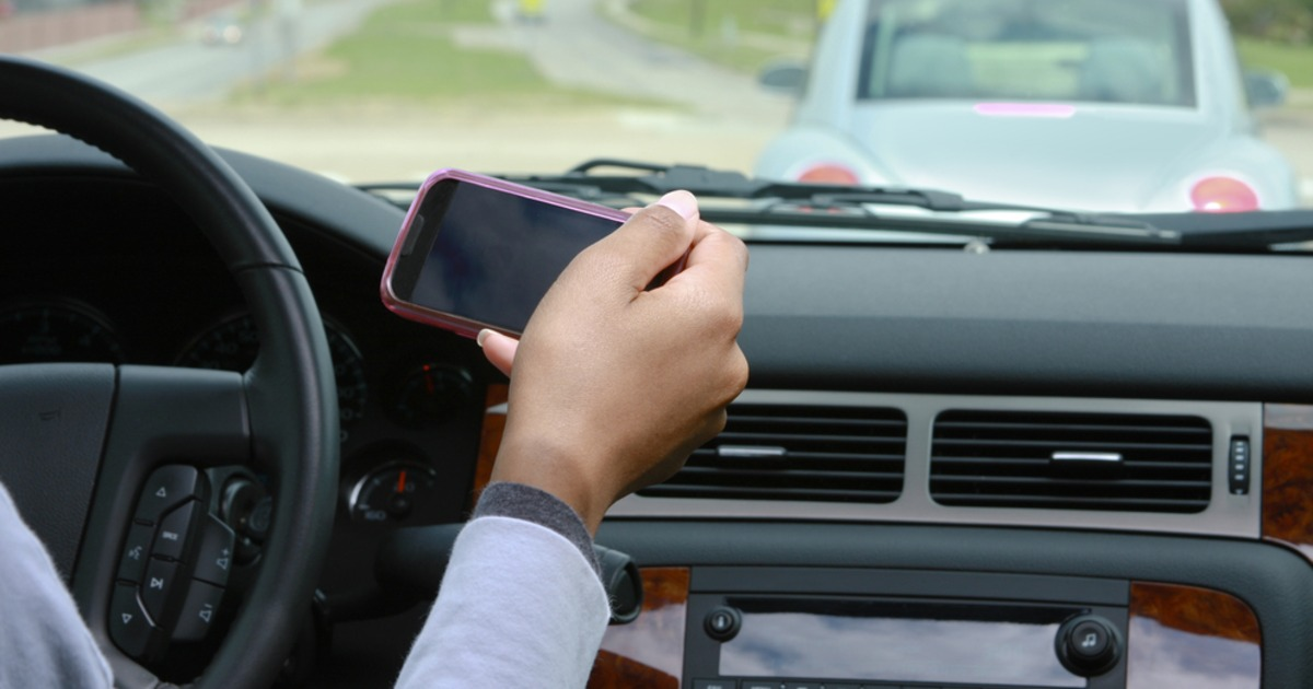 CFMInsurance's tweet photo. Why you should put the phone down; the real dangers of distracted driving: https://t.co/J8PXV46ueQ http://t.co/5ea3VJ7YG3