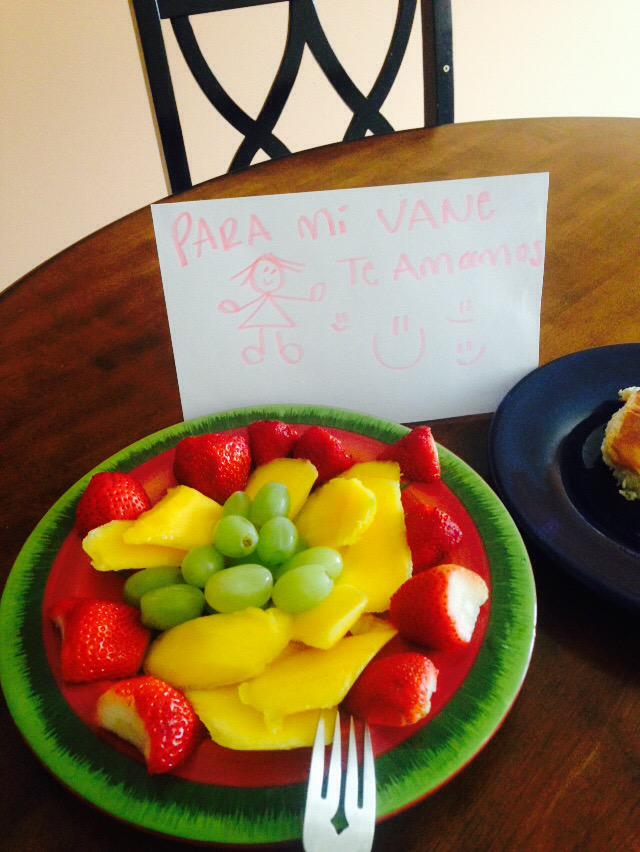 vaneeBreezy7's tweet photo. Como adoro a mi familia 😍😘 http://t.co/koLXNza1R2