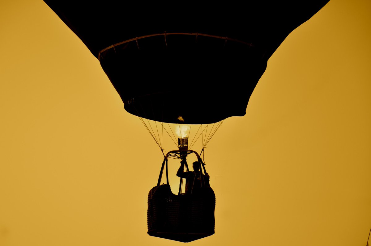 QuecheeBalloons's tweet photo. Check out CATV great video of the 2013 festival.
https://t.co/8VXaeVl7sE #balloonfest http://t.co/VwLmBtjDv8