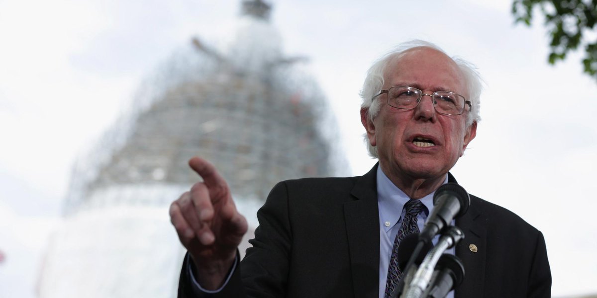HuffPostPol's tweet photo. Bernie Sanders is a socialist and that's not as crazy as it sounds http://t.co/LBwHq3v1OI http://t.co/Wy6yDKIJfi
