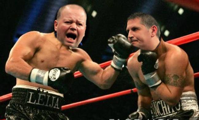 livedarts's tweet photo. Meanwhile, backstage... #RayGar #lovethedarts http://t.co/icj8kC4WFU