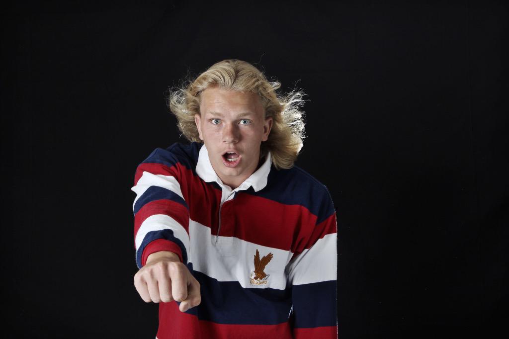 jlongswagstatus's tweet photo. HMU for senior portraits! 😂 http://t.co/FYldrHpW85